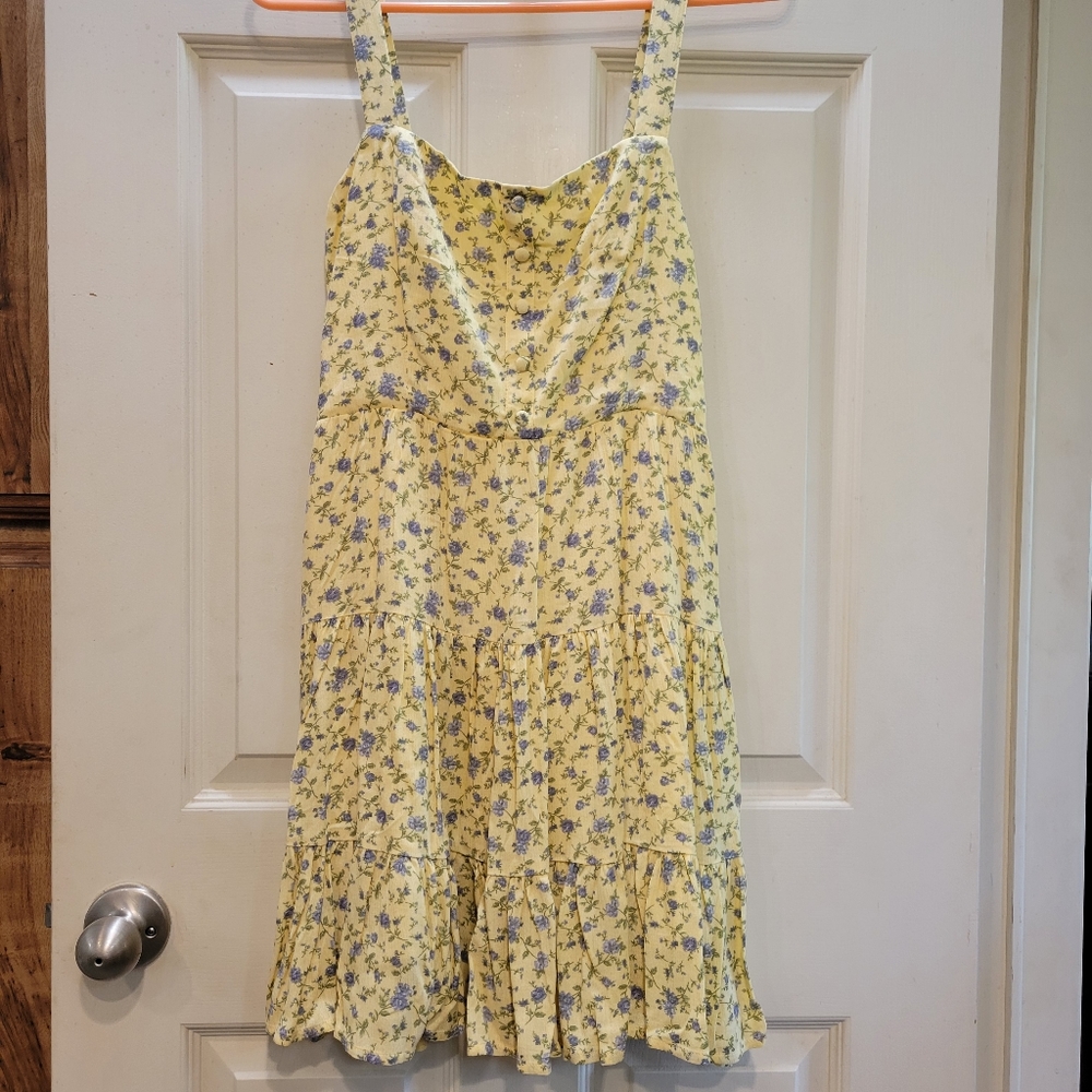 Yellow Floral Sun Dress M NWT